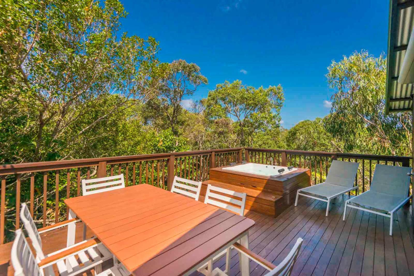 The Oasis Apartments And Treetop Houses Byron Bay Exterior foto